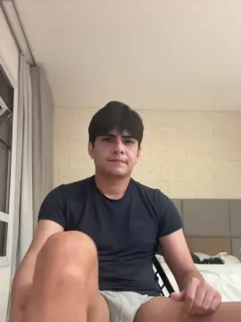 Cam4 Live Sex of MlkGato01