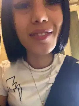 Cam4 Live Porn of Chulita22