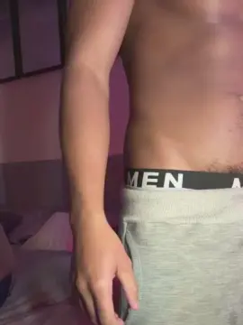 Cam4 Free Porn Cam of Pintudomacho