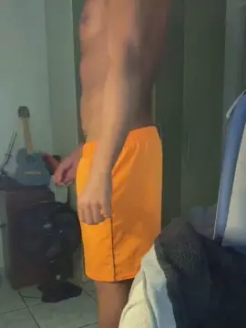 Cam4 Sex Cam of Pintudomacho