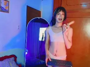 Cam4 Free Live Porn of im_eva