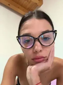 Cam4 Watch Live Sex Cams of Elisaxx
