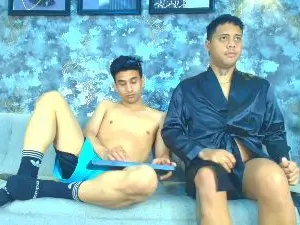 Cam4 Nude Webcam of Julian_and_Axel
