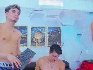 Cam4 Private Sex Chat of Alex_dave_at