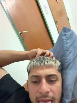Cam4 Sex Chat of jojojo1
