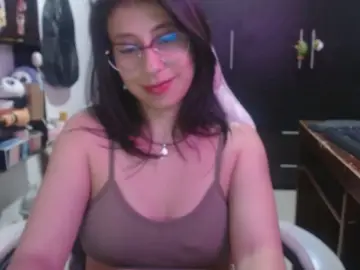 Cam4 Free Live Porn of kateeen