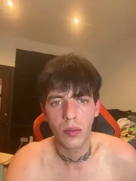 Cam4 Free Live Porn of Wiidoboy22cm