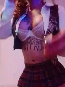 Cam4 Free Porn Cam of carolvxxx