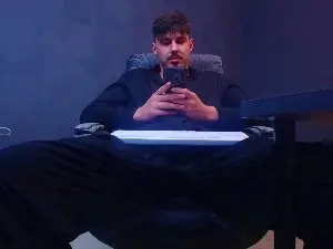 Cam4 Sex Cam of EnzzoRace