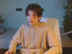 Cam4 Live Porn of Marcoviolet