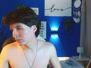 Cam4 Watch Live Sex Cams of Marcoviolet