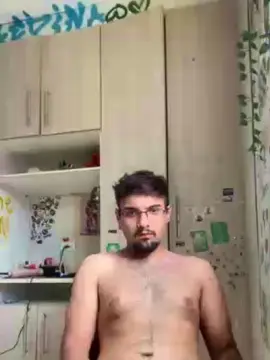 Cam4 Free Live Porn of novinho29