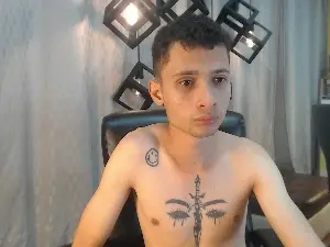 Cam4 Live Sex Cam of LucassSmithh
