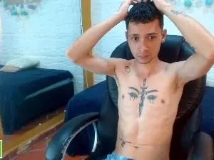 Cam4 Adult Video Chat of LucassSmithh