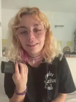 Cam4 Best Webcam of Emy_2002