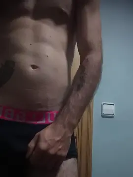 Cam4 Free Live Porn of Bcn18Real