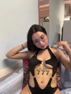 Cam4 Sex Cam of Anto_magalii