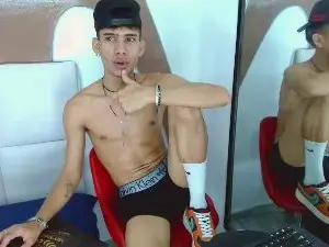 Cam4 Sex Chat of SkinnycuteAlyer