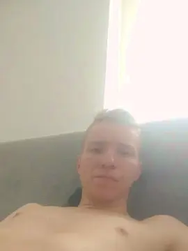 Cam4 Live Porn of Horny_Max2001