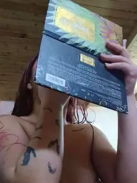 Cam4 Live Sex of redhot24