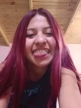 Cam4 Live Sex of redhot24