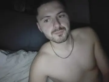 Cam4 Live Sex of hornyboy20000