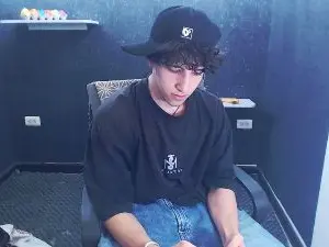 Cam4 Sex Chat of Noah_Sokolov