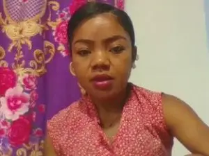 Cam4 Watch Live Sex Cams of miranah5