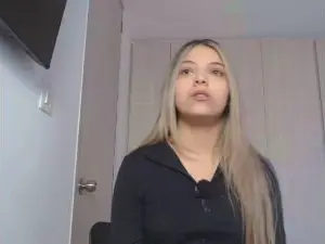 Cam4 Live Sex of andrea20_sexy