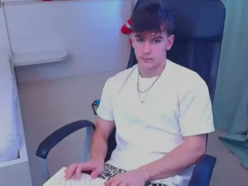 Cam4 Nude Webcam of BradyFlint