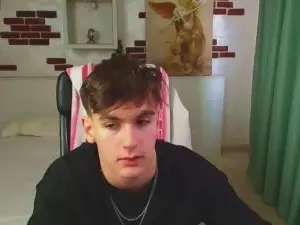 Cam4 Free Porn Cam of BradyFlint