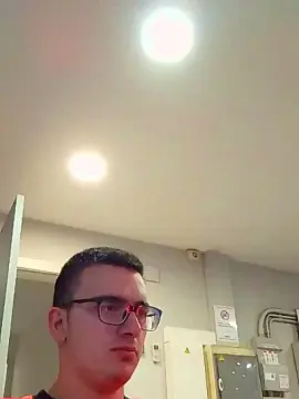 Cam4 Free Porn Cam of danidj007