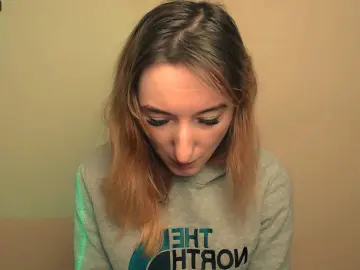 Cam4 Free Live Porn of LillyBluee