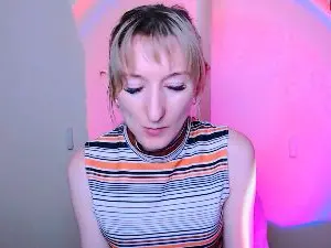 Cam4 Live Sex Cam of LillyBluee