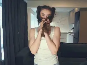 Cam4 Sex Cam of DannetteRaina