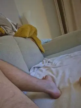 Cam4 Free Live Porn of damian22