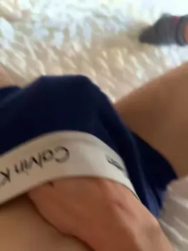 Cam4 Watch Live Sex Cams of guigui229