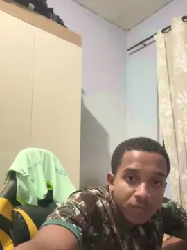 Cam4 Live Sex Cam of Sdpedro