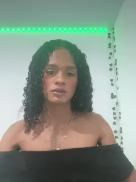 Cam4 Live Sex Cam of Mika_Nunes