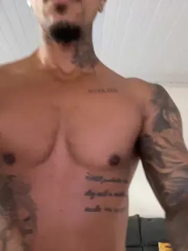 Cam4 Live Sex Cam of Soaresluucas29