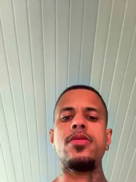 Cam4 Free Porn Cam of Soaresluucas29