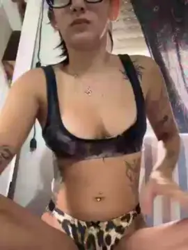 Cam4 Best Webcam of mica88xxx