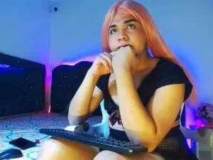 Cam4 Free Live Porn of Emily_Jedet