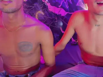 Cam4 Adult Webcam of Lucky_boys_