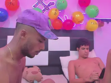 Cam4 Nude Webcam of Lucky_boys_