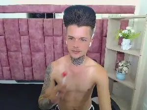 Cam4 Free Porn Cam of CLoyalS99