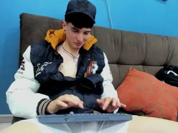 Cam4 Free Porn Cam of Jheampiero