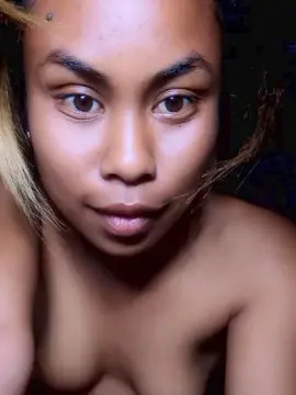 Cam4 Best live sex cam show of Dinah974