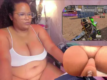 Cam4 Live Sex Cam of MhiaRey