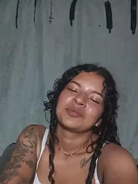 Cam4 Live Sex of Laurasweet2001